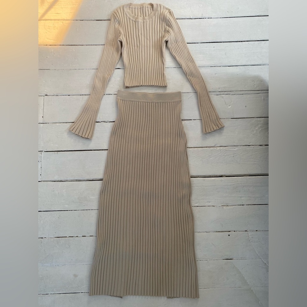Long sleeve and maxi skirt set - cream color with wide ribbed fabric